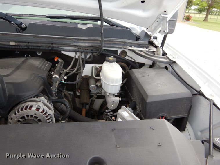 image for item HA9141 2013 Chevrolet Silverado 2500HD  Ext. Cab pickup truck