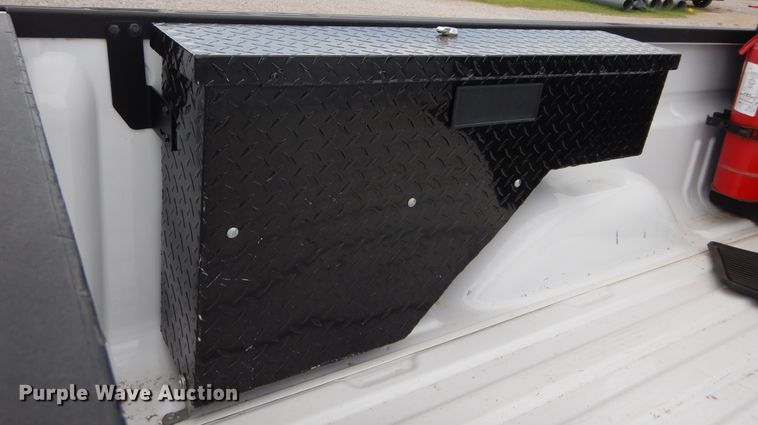 image for item HA9141 2013 Chevrolet Silverado 2500HD  Ext. Cab pickup truck