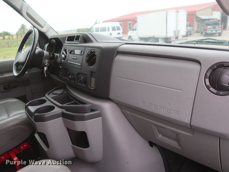 image for item HA9157 2009 Ford E250 Super Duty  handicap accessible van