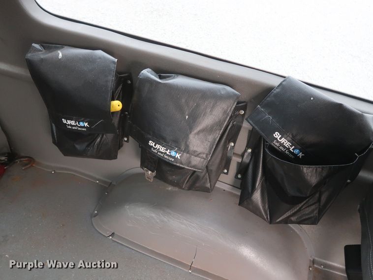 image for item HA9157 2009 Ford E250 Super Duty  handicap accessible van