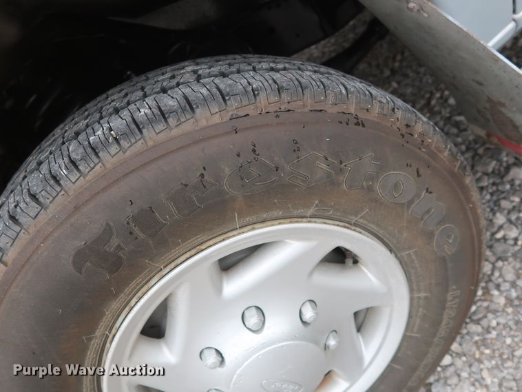 image for item HA9157 2009 Ford E250 Super Duty  handicap accessible van