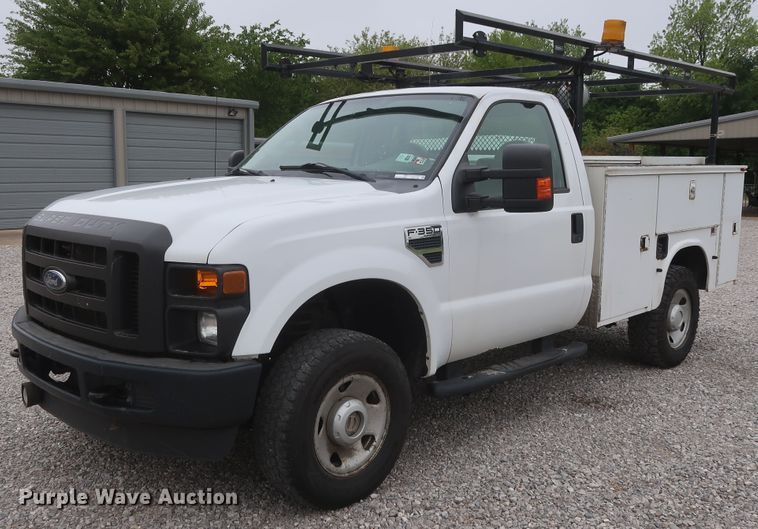image for item HA9159 2008 Ford F350 Super Duty XL  utility bed pickup truck