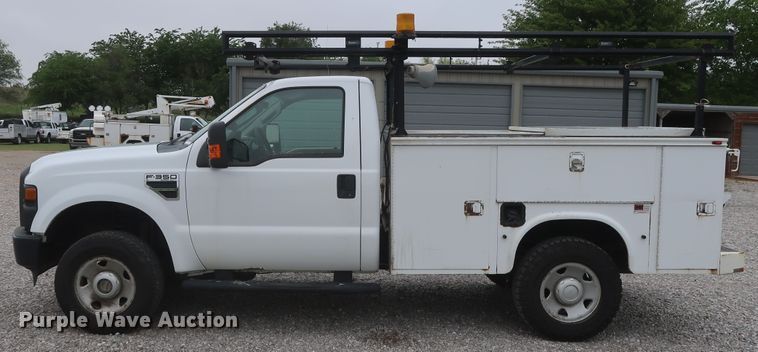 image for item HA9159 2008 Ford F350 Super Duty XL  utility bed pickup truck