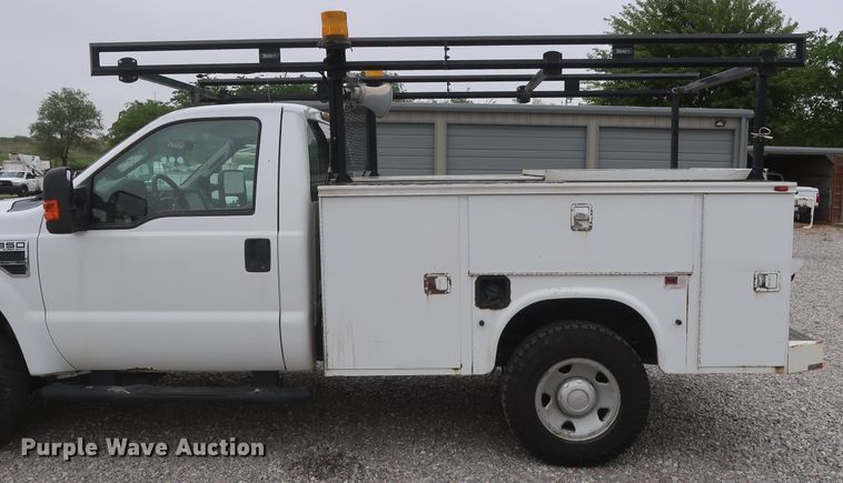 image for item HA9159 2008 Ford F350 Super Duty XL  utility bed pickup truck