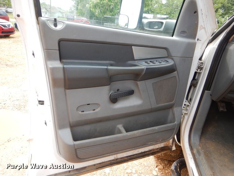 image for item HA9165 2008 Dodge Ram 3500HD  Quad Cab flatbed pickup truck