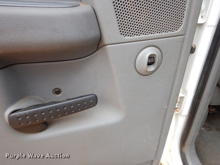 image for item HA9165 2008 Dodge Ram 3500HD  Quad Cab flatbed pickup truck