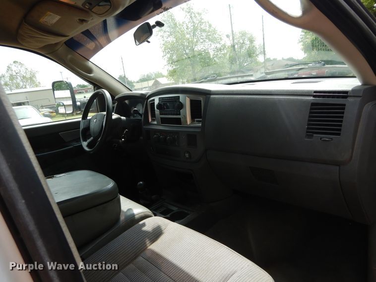 image for item HA9165 2008 Dodge Ram 3500HD  Quad Cab flatbed pickup truck