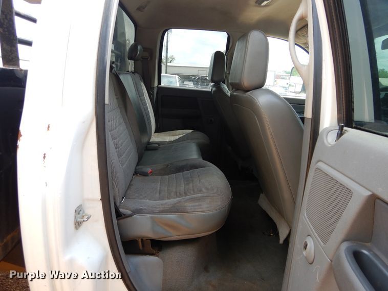 image for item HA9165 2008 Dodge Ram 3500HD  Quad Cab flatbed pickup truck