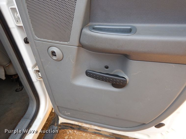 image for item HA9165 2008 Dodge Ram 3500HD  Quad Cab flatbed pickup truck