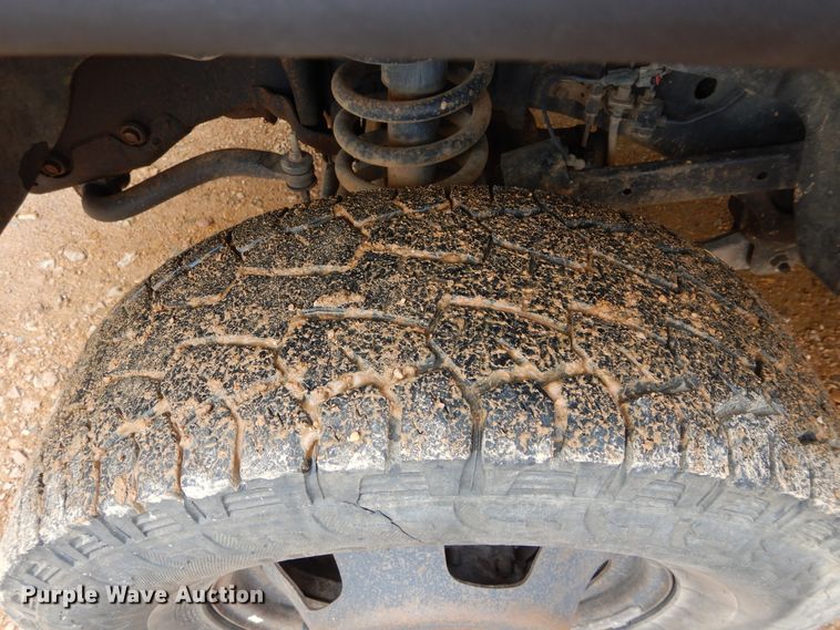 image for item HA9165 2008 Dodge Ram 3500HD  Quad Cab flatbed pickup truck