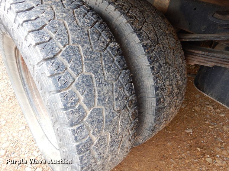 image for item HA9165 2008 Dodge Ram 3500HD  Quad Cab flatbed pickup truck