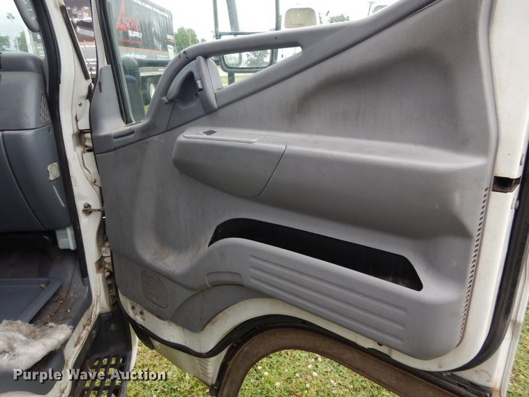 image for item HA9171 2008 Mitsubishi Fuso FE  box truck