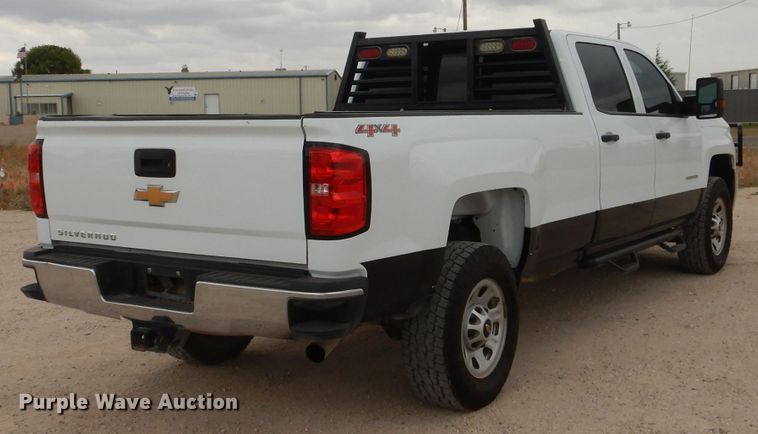 image for item HC9026 2017 Chevrolet Silverado 2500HD  Crew Cab pickup truck