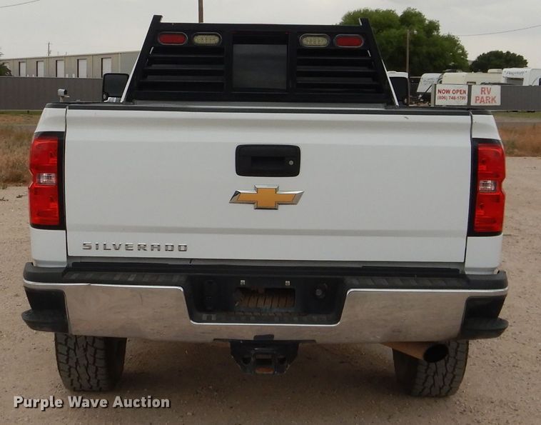 image for item HC9026 2017 Chevrolet Silverado 2500HD  Crew Cab pickup truck