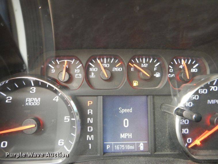 image for item HC9027 2016 Chevrolet Silverado 3500HD  Crew Cab pickup truck