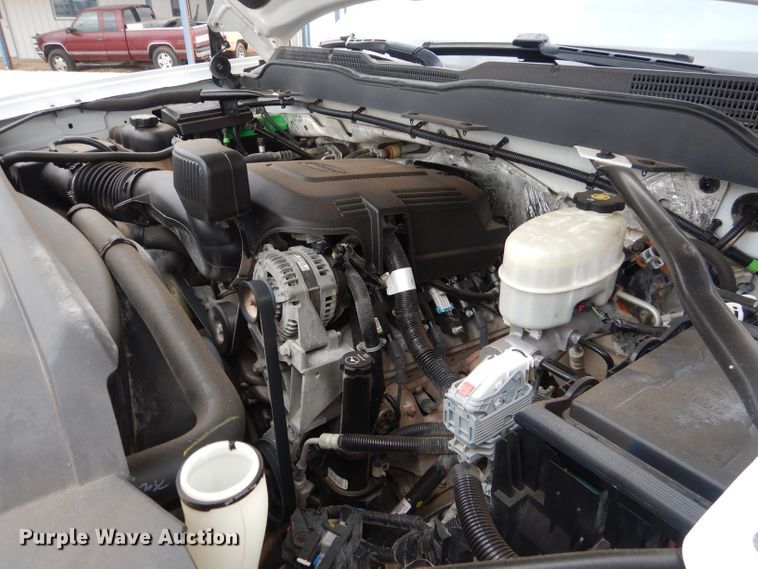 image for item HC9027 2016 Chevrolet Silverado 3500HD  Crew Cab pickup truck