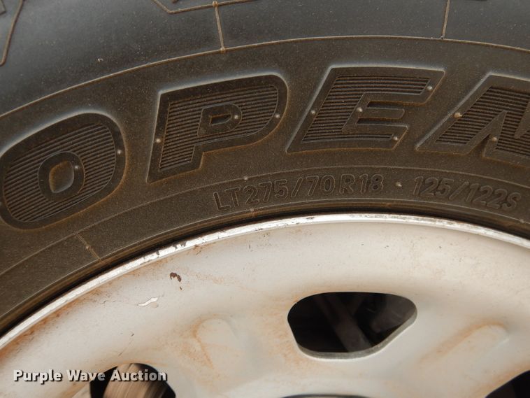 image for item HC9027 2016 Chevrolet Silverado 3500HD  Crew Cab pickup truck