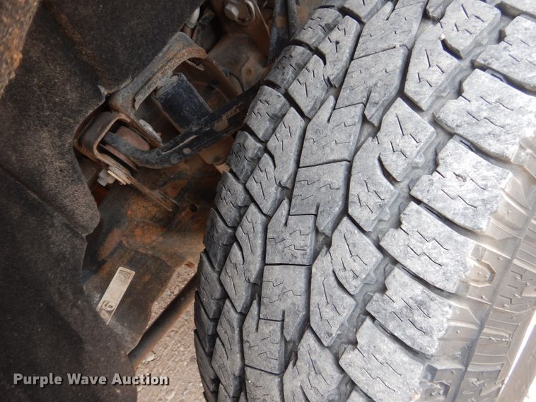 image for item HC9027 2016 Chevrolet Silverado 3500HD  Crew Cab pickup truck