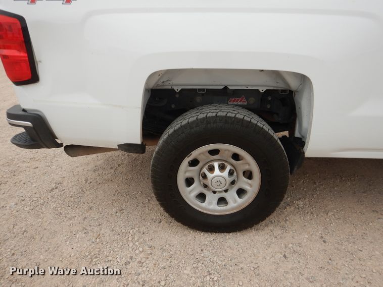 image for item HC9027 2016 Chevrolet Silverado 3500HD  Crew Cab pickup truck