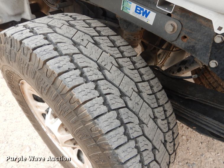 image for item HC9027 2016 Chevrolet Silverado 3500HD  Crew Cab pickup truck