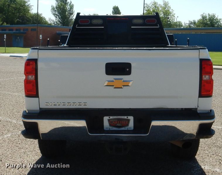 image for item HC9031 2017 Chevrolet Silverado 3500HD  Crew Cab pickup truck