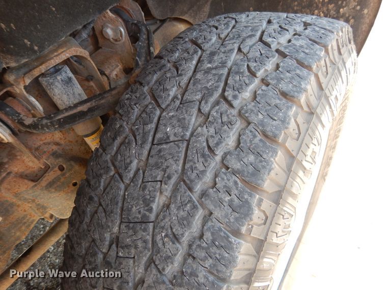 image for item HC9031 2017 Chevrolet Silverado 3500HD  Crew Cab pickup truck