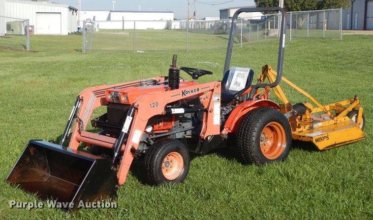 image for item HS9598 Kubota B7100HST  MFWD tractor