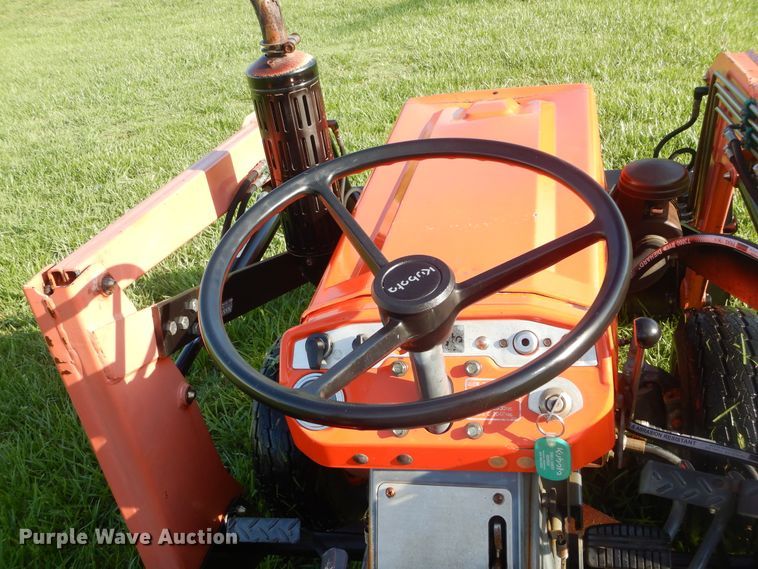 image for item HS9598 Kubota B7100HST  MFWD tractor