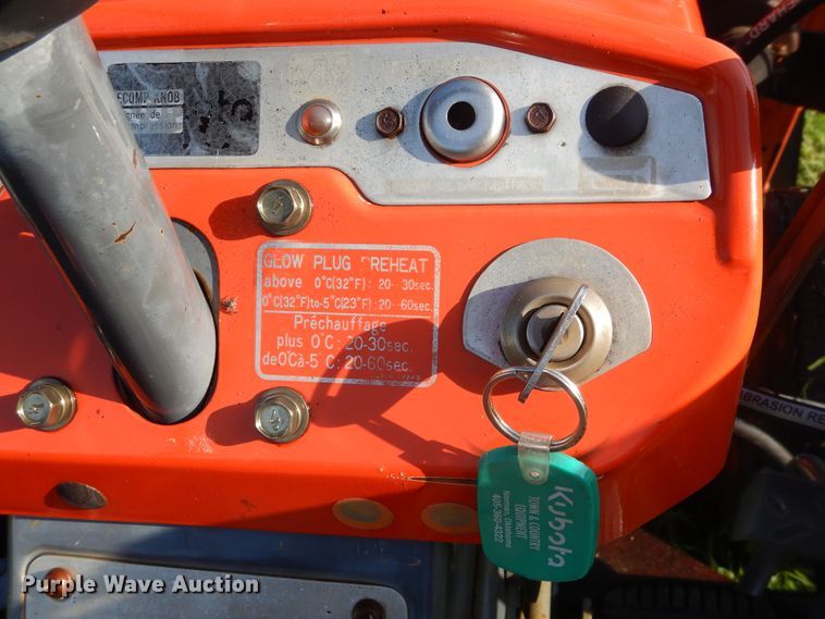 image for item HS9598 Kubota B7100HST  MFWD tractor