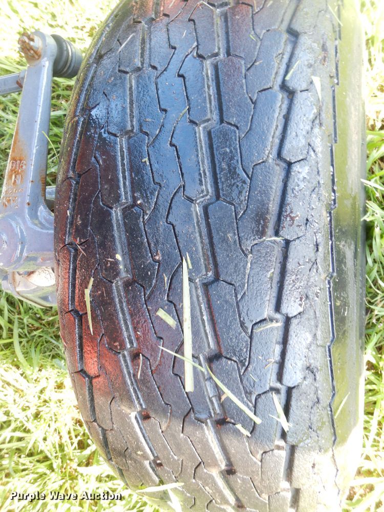 image for item HS9598 Kubota B7100HST  MFWD tractor