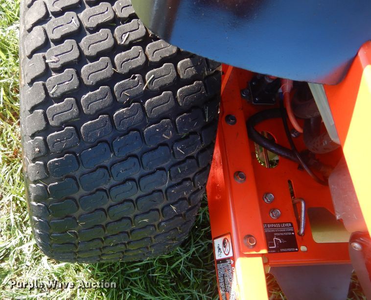 image for item HS9599 Kubota Kommander Z121S ZTR lawn mower