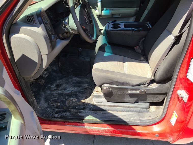 image for item K5844 2007 Chevrolet Silverado 1500  pickup truck