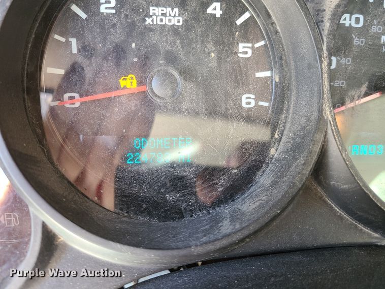 image for item K5844 2007 Chevrolet Silverado 1500  pickup truck