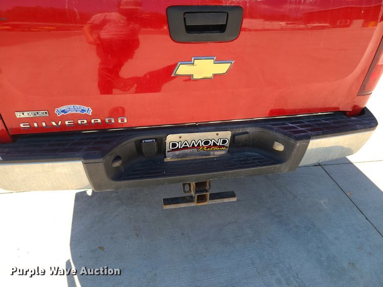 image for item K5844 2007 Chevrolet Silverado 1500  pickup truck