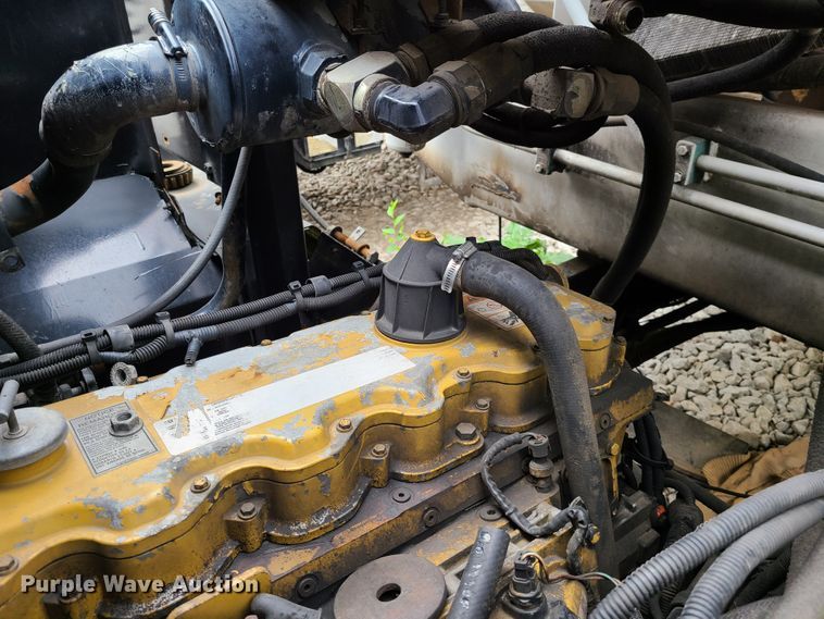 image for item K5854 2001 Crane Carrier  refuse truck