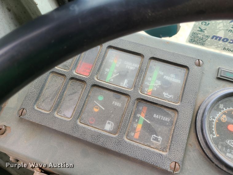 image for item K5857 2001 Crane Carrier  refuse truck