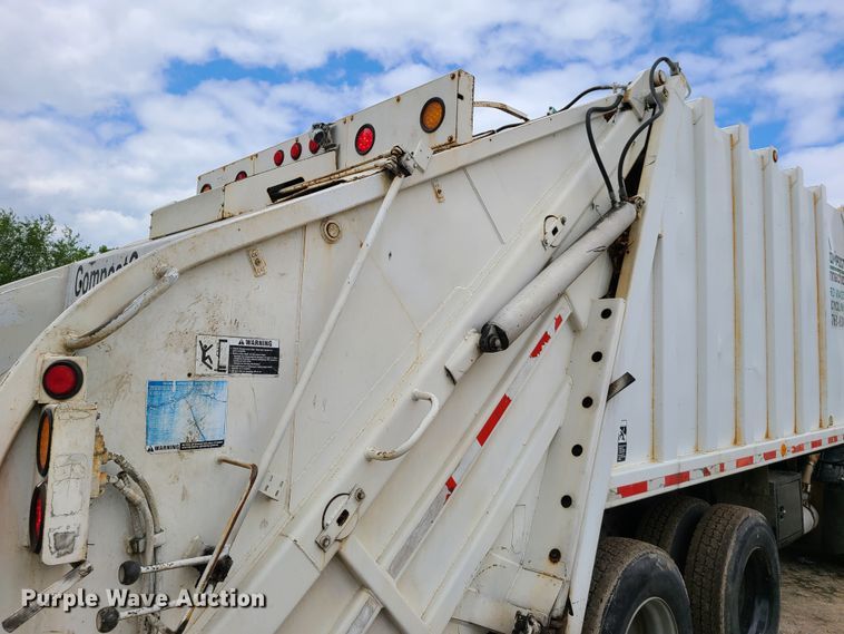 image for item K5857 2001 Crane Carrier  refuse truck