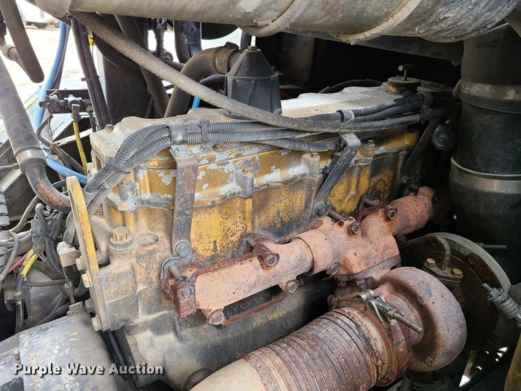 image for item K5857 2001 Crane Carrier  refuse truck