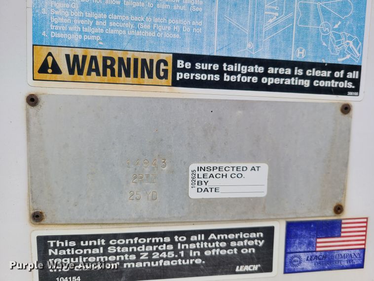 image for item K5857 2001 Crane Carrier  refuse truck