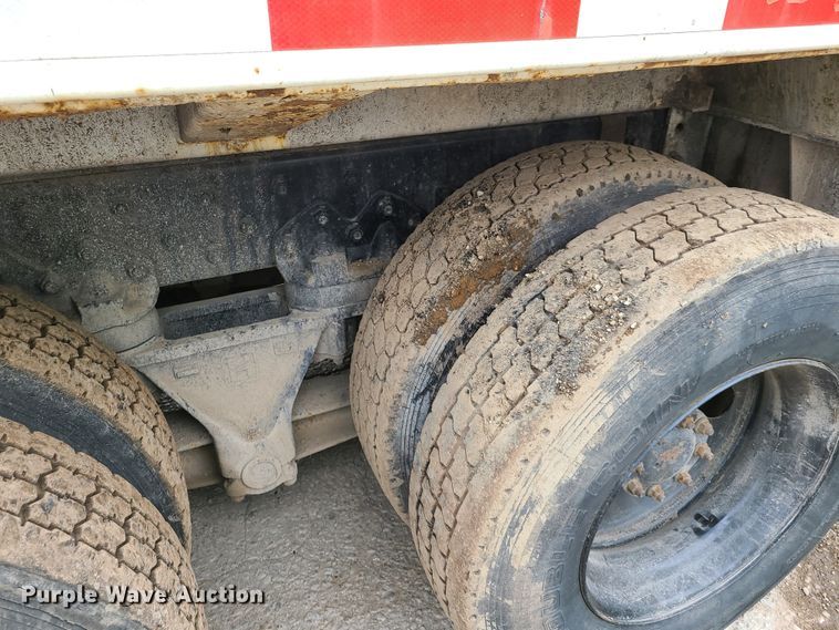 image for item K5857 2001 Crane Carrier  refuse truck