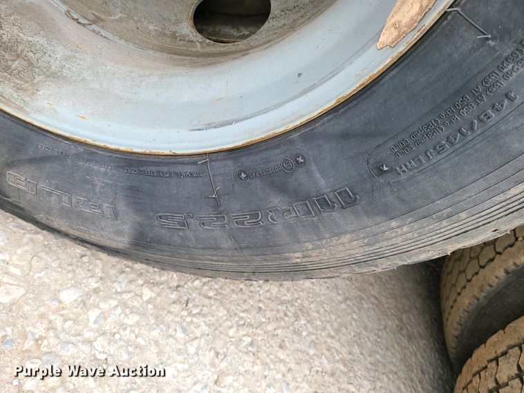 image for item K5857 2001 Crane Carrier  refuse truck