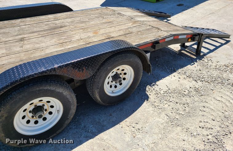 image for item K5864 2001 Hardee utility trailer