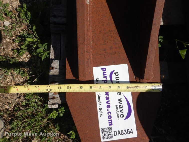 image for item DA8364 Stiff arm thumb bracket