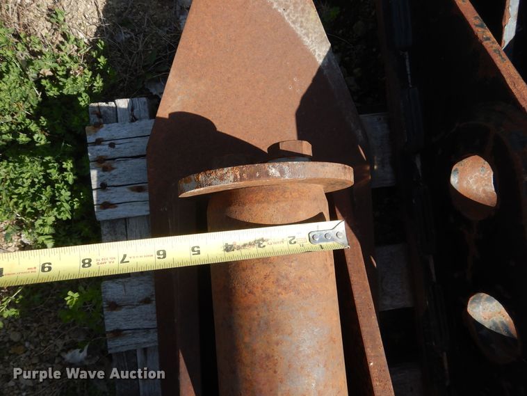 image for item DA8364 Stiff arm thumb bracket