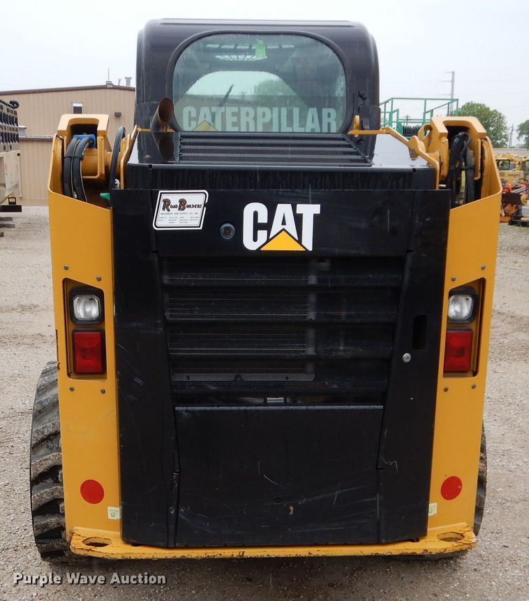 image for item DE2443 2014 Caterpillar 236D  skid steer loader