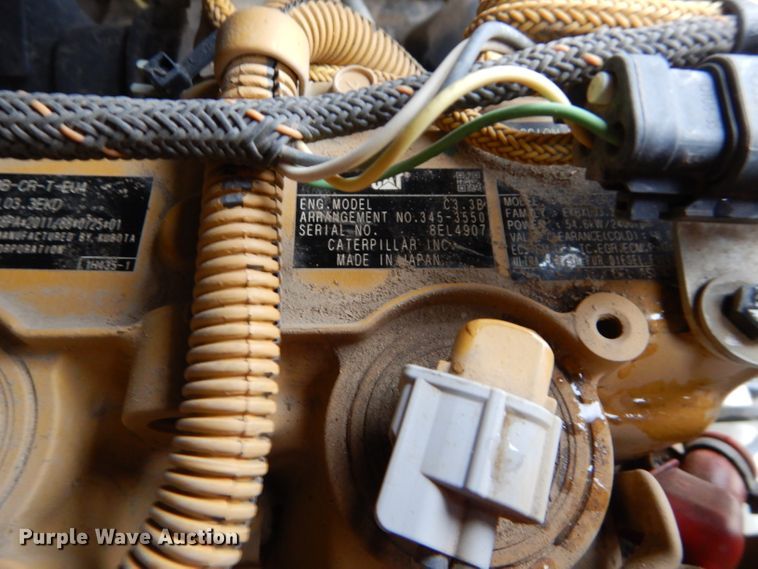 image for item DE2443 2014 Caterpillar 236D  skid steer loader