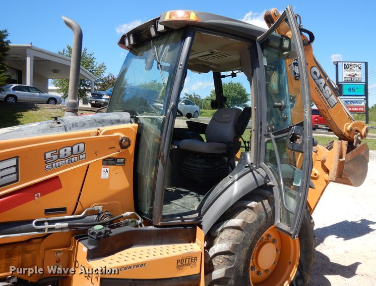 image for item DE5663 2014 Case 580 Super N  backhoe