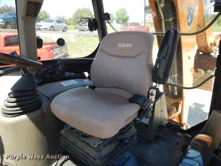 image for item DE5663 2014 Case 580 Super N  backhoe