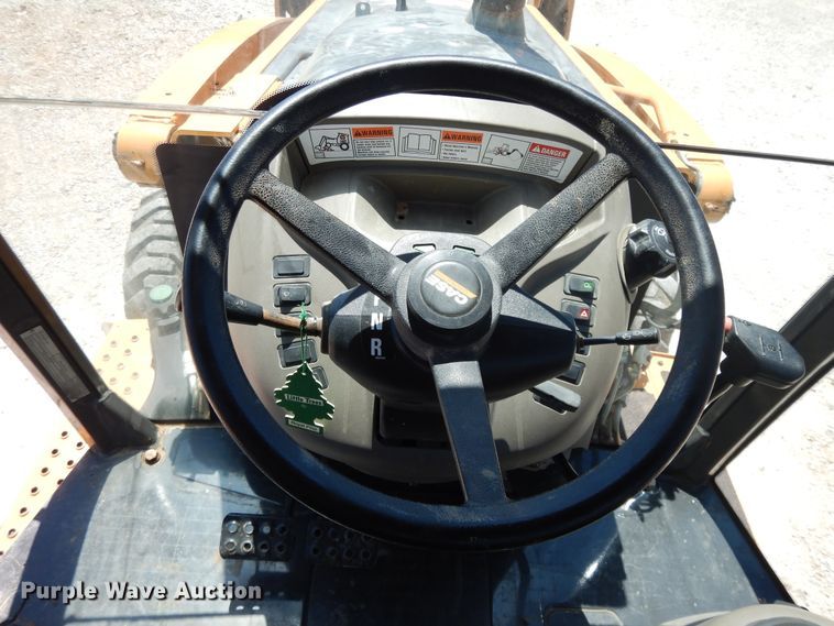 image for item DE5663 2014 Case 580 Super N  backhoe