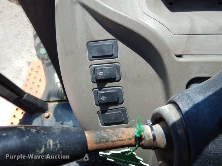 image for item DE5663 2014 Case 580 Super N  backhoe